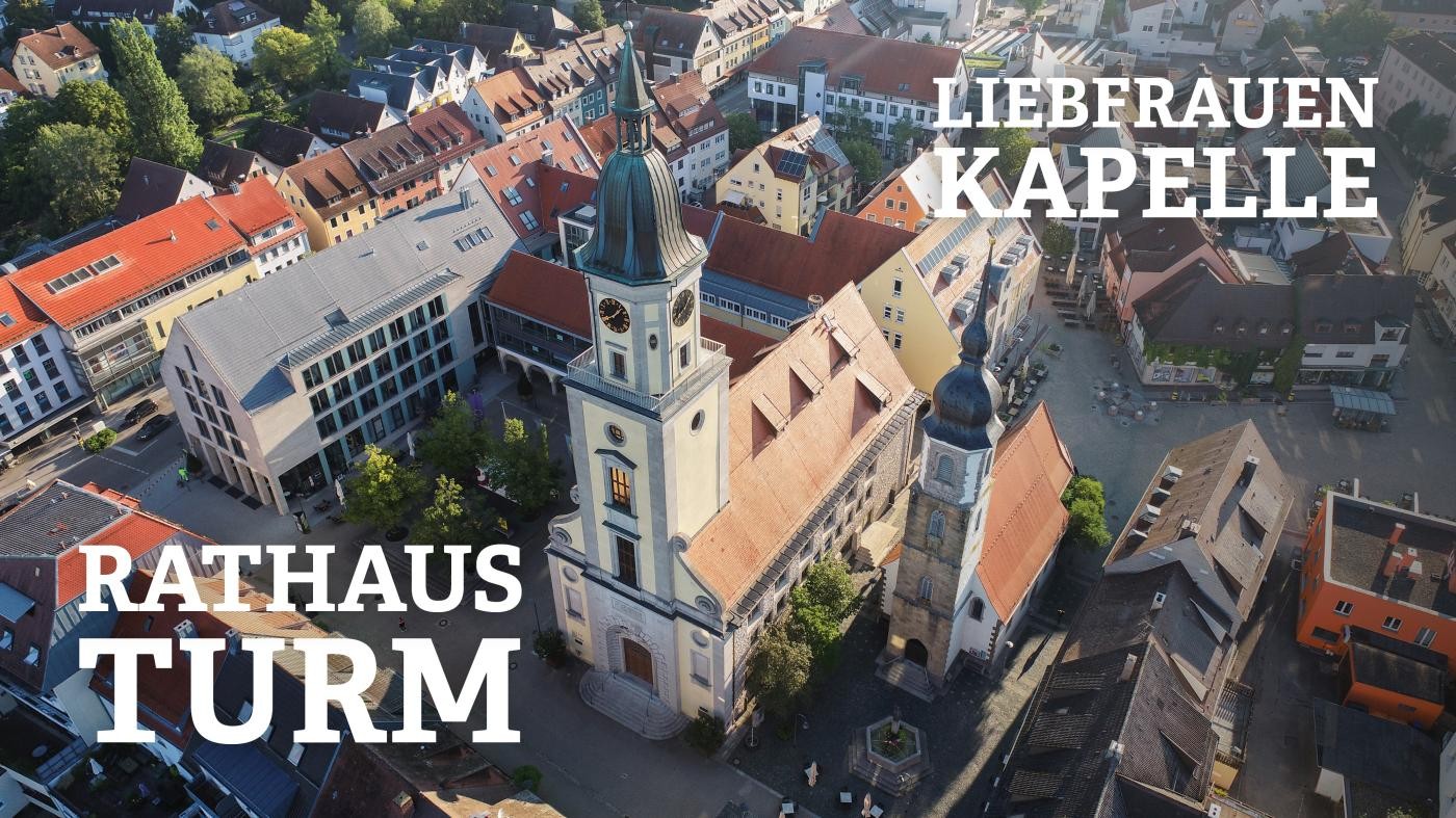 Luftaufnahme des Rathausturmes und der Liebfrauenkapelle